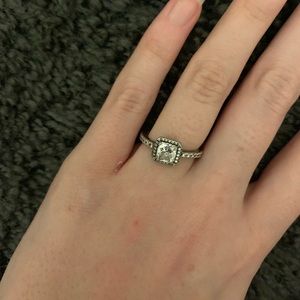 Pandora Ring